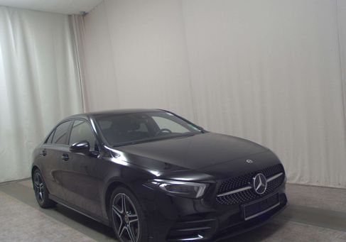 Mercedes-Benz A 220, 2022 3
