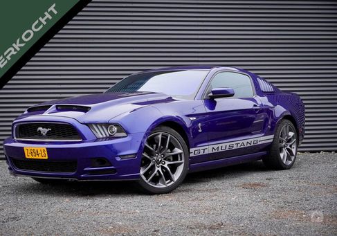 Ford Mustang, 2013