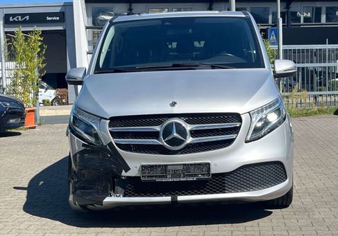 Mercedes-Benz V 220, 2021