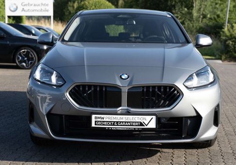 BMW 120, 2025