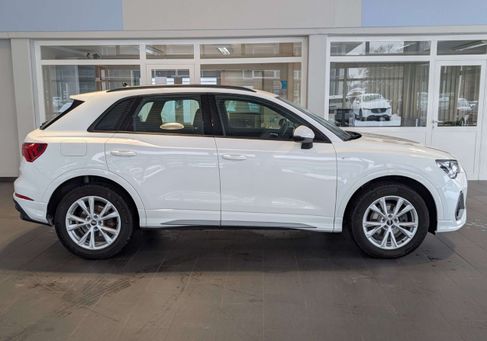 Audi Q3, 2022