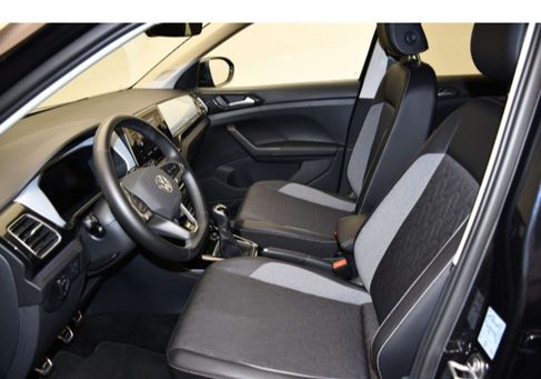 Volkswagen T-Cross, 2025 3