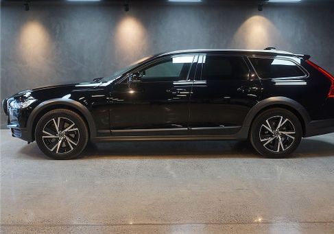 Volvo V90 Cross Country, 2019