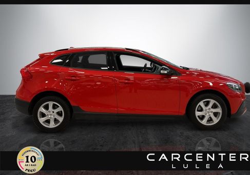 Volvo V40 Cross Country, 2018