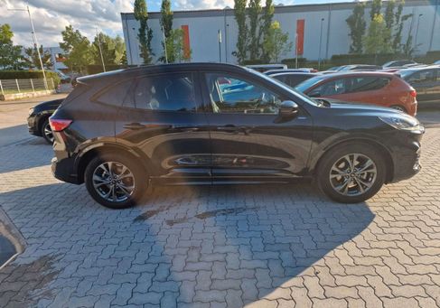 Ford Kuga, 2022