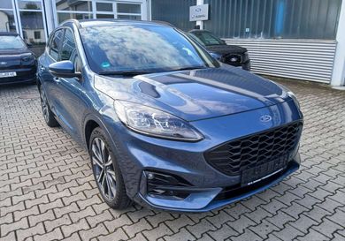 Ford Kuga, 2022