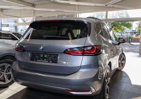 BMW 218, 2023 2