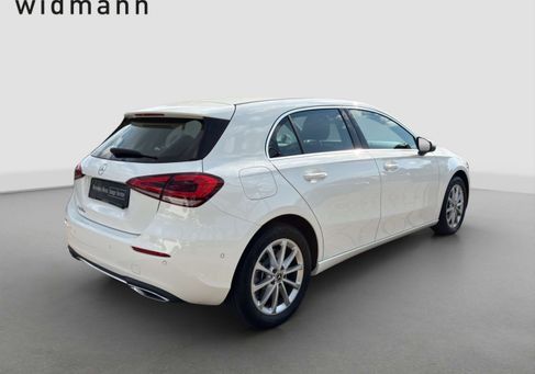Mercedes-Benz A 250, 2022