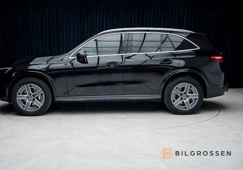Mercedes-Benz GLC 300, 2026