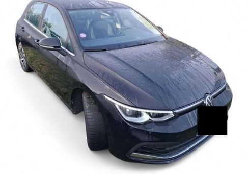 Volkswagen Golf, 2022