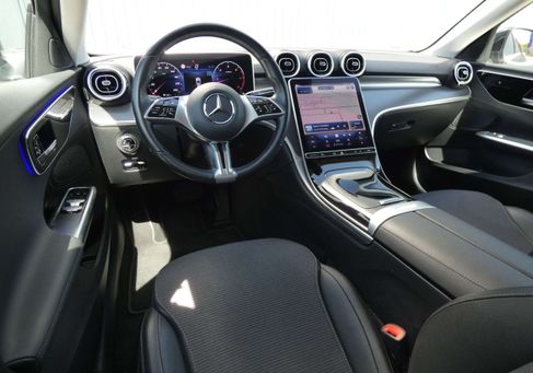 Mercedes-Benz C 200, 2023