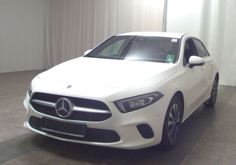 Mercedes-Benz A 180, 2022