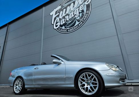 Mercedes-Benz CLK 320, 2004