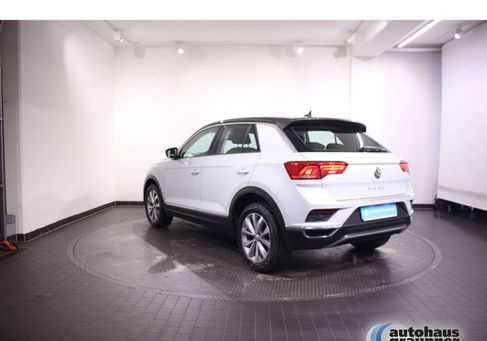 Volkswagen T-Roc, 2019