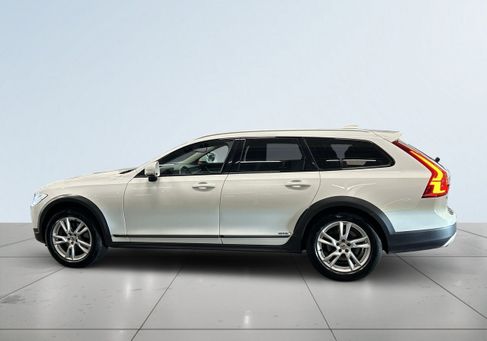 Volvo V90 Cross Country, 2019