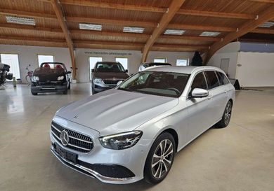 Mercedes-Benz E 300, 2022