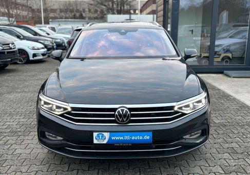 Volkswagen Passat, 2020