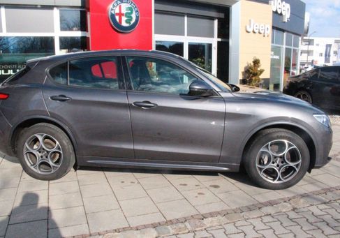 Alfa Romeo Stelvio, 2022