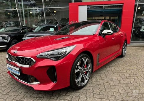 Kia Stinger, 2017