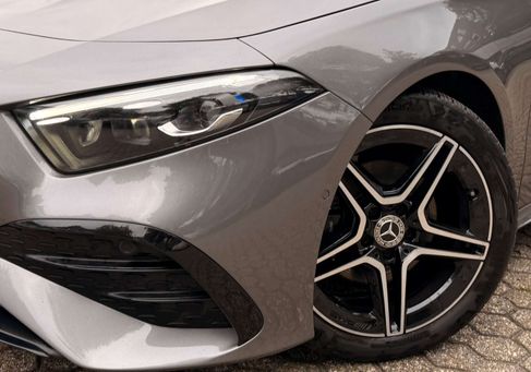 Mercedes-Benz A 200, 2023 2
