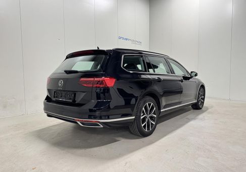 Volkswagen, 2022 3