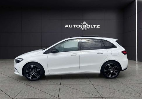 Mercedes-Benz B 180, 2024