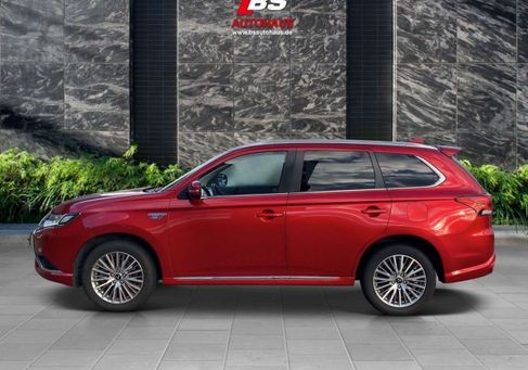 Mitsubishi Outlander, 2021