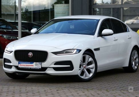 Jaguar XE, 2020