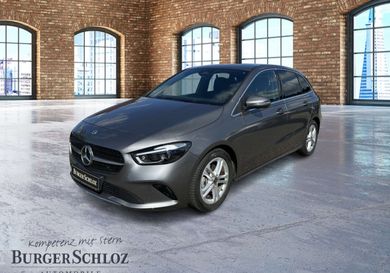 Mercedes-Benz B 180, 2025