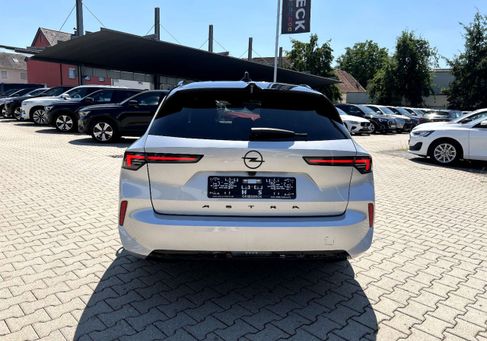 Opel Astra, 2025