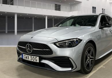 Mercedes-Benz C 300, 2025