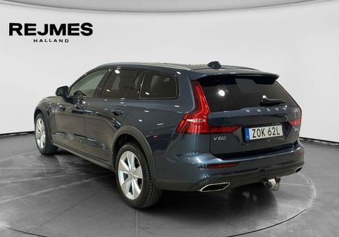 Volvo V60 Cross Country, 2021