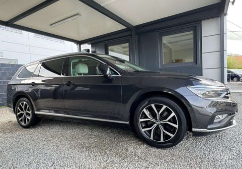 Volkswagen Passat, 2022