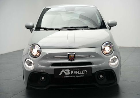 Abarth 595, 2022