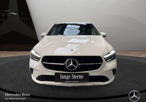 Mercedes-Benz B 180, 2025