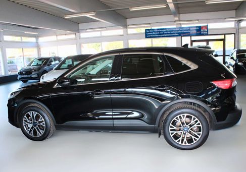 Ford Kuga, 2021
