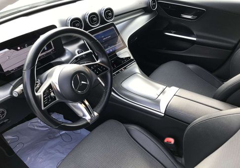 Mercedes-Benz C 220, 2023