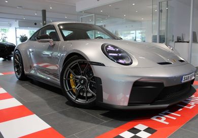 Porsche, 2025