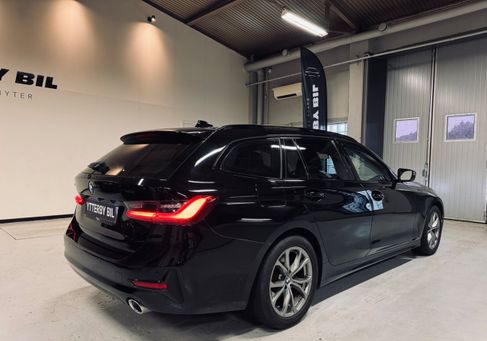 BMW 320, 2021 3