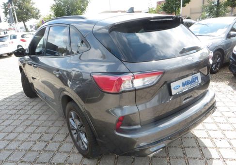 Ford Kuga, 2021
