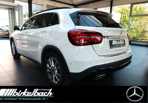 Mercedes-Benz GLA 180, 2018