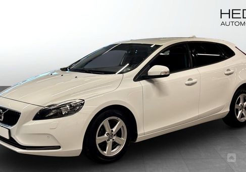 Volvo V40, 2017