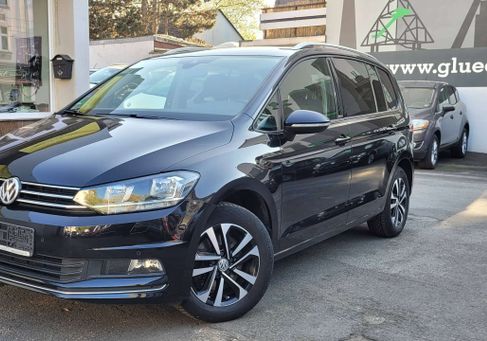 Volkswagen Touran, 2020 3
