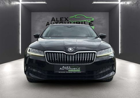 Skoda Superb, 2022 3