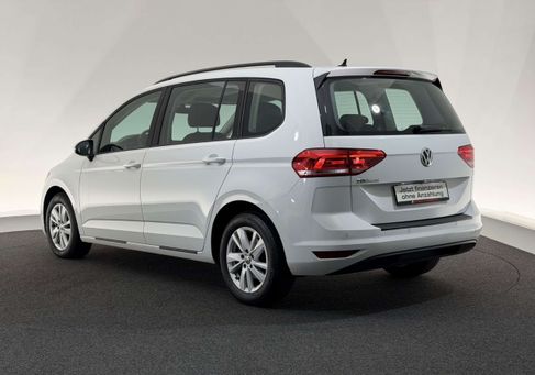 Volkswagen Touran, 2020 3