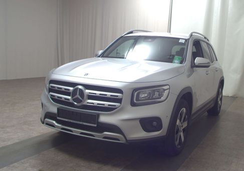 Mercedes-Benz GLB 200, 2022