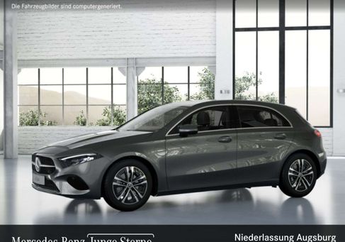 Mercedes-Benz A 200, 2026 3