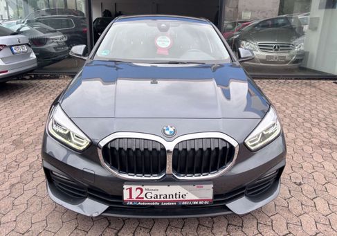 BMW 118, 2021