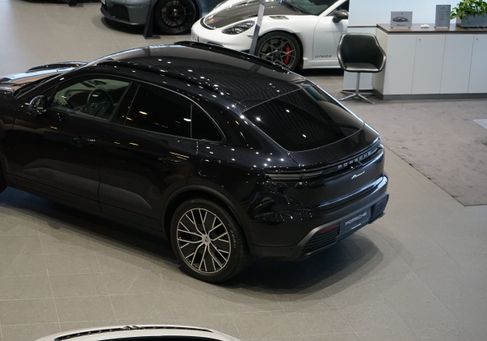 Porsche Macan, 2024