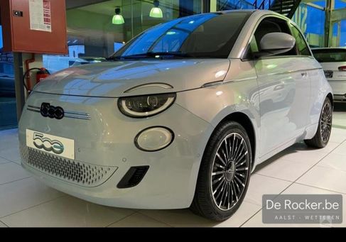 Fiat 500, 2022